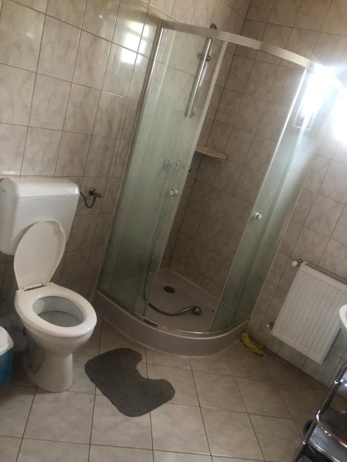 Zalakarosi Egerfa Nyaralohaz Foeldszinti Es Emeleti Apartman Dış mekan fotoğraf